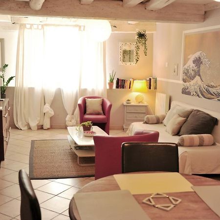Appartement T2 Sur Place Tranquille Avec Camera Metz Zewnętrze zdjęcie